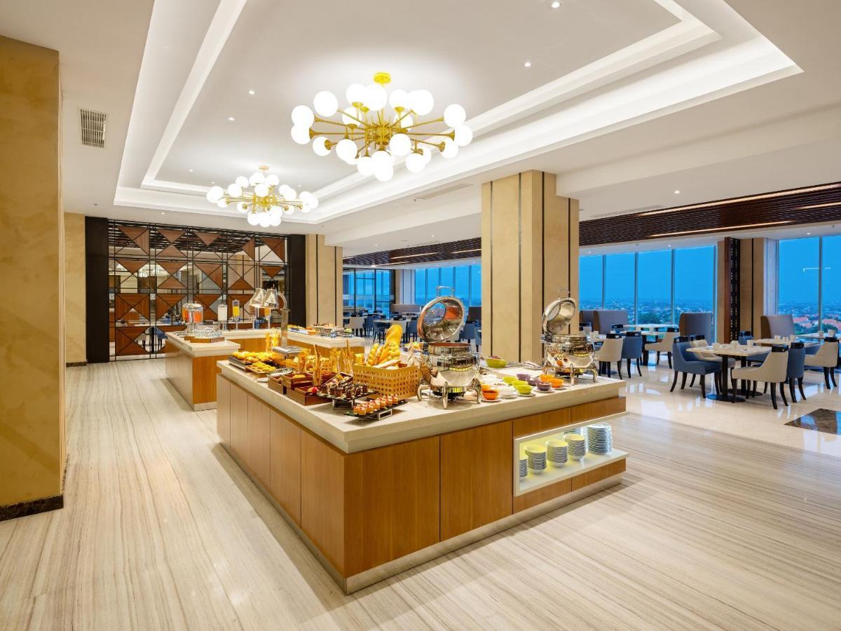 Aston Gresik Hotel & Conference Center Exterior photo